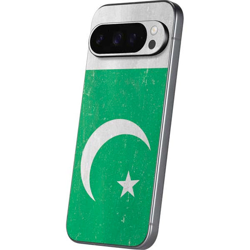 Pakistan Flag Distressed Google Pixel 9 Pro Skin
